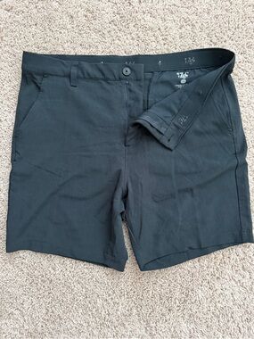 Men's Black Flat-Front Shorts with Stretch